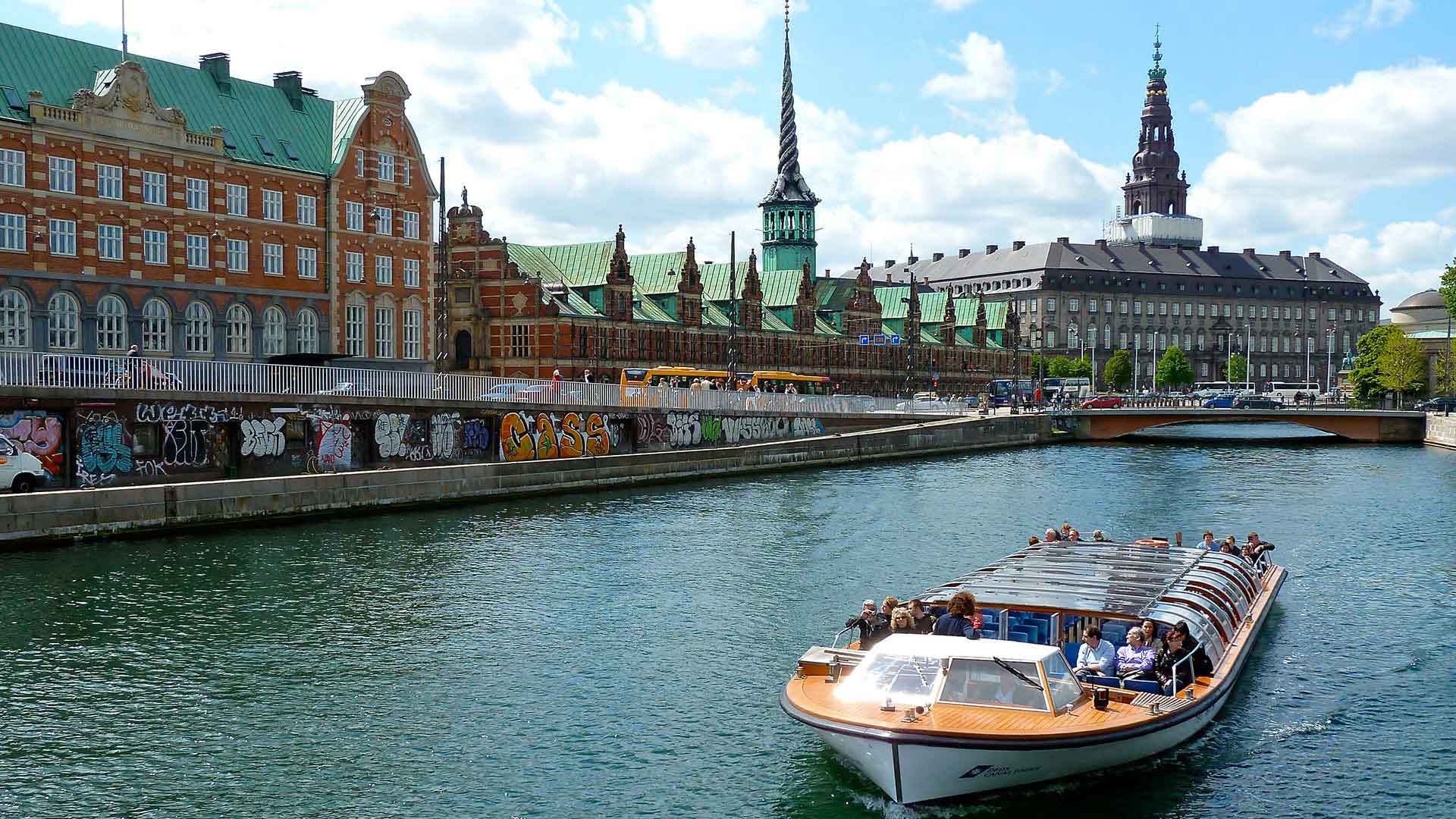 Christiansborg canal in Copenhagen